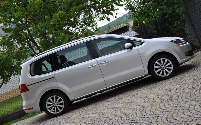 Volkswagen Sharan cena 43900 przebieg: 266000, rok produkcji 2010 z Tarnów małe 704
